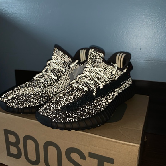 adidas Yeezy Boost 350 V2 Kids All Black Alle Release Infos